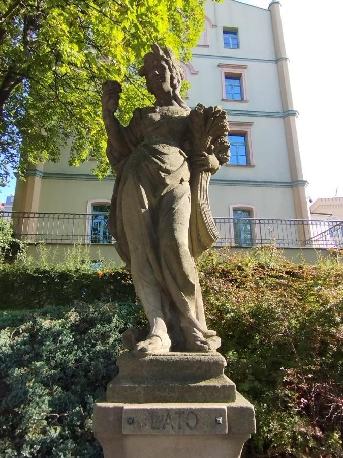 Havel Apartment オポーレ エクステリア 写真